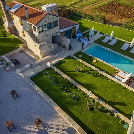Вилла Magnificant 5 Stone Royal Биоград-на-Мору